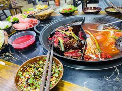 -乖嬢嬢重庆老火锅(南联店)