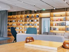 -蔚来中心(北京中关村店)