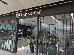 -HAIR CORNER