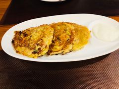 西葫芦饼配酸奶-TUK土耳其餐厅·下午茶(卢湾店)