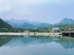 -百里峡七彩艺术小镇