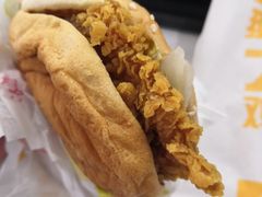 -麦当劳(新华路步步高店)