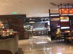 自助取餐区-OPEN開全日自助餐厅·牛肉火锅·海鲜(佛山希尔顿酒店)