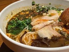 -SHAN山(前滩太古里店)