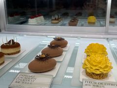 -潮一不贰·西式简餐·法式甜品(外滩店)