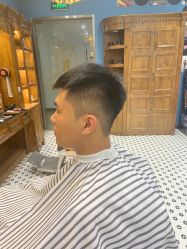 -贝勒爷专业男发