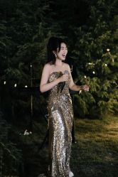 -莫小姐婚纱