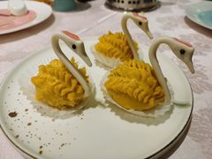 榴莲酥-清真·小梅鸽香港餐厅·小鼎玖煲(立丰城店)