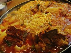 -喇喇排骨火锅·传统韩式脊骨汤(望京西园总店)