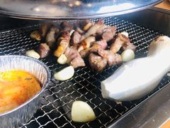 -肉甲韩国木炭烤肉(新壹街1店)