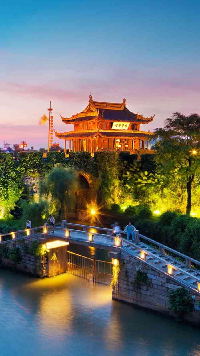 口味一般,环境也一般,地方容易找