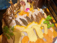 -老牌坊云南鱼豆花火锅(爱建店)