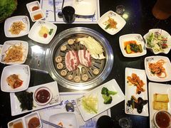 -青松馆韩国料理(香港中路佳世客店)