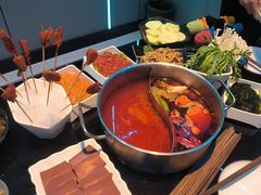 -唯爱KTV聚会餐厅(仙林东城汇店)