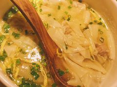 鸡汤鲜虾小馄饨-绿茶餐厅(成都大悦城店)