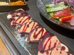 -铭牛烧肉·和牛海鲜自助(高新月牙湖店)