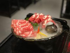雪花牛肉-捞王猪肚鸡火锅(财富中心店)