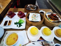 金沙红米肠-赏点粤式点心(广州塔店)