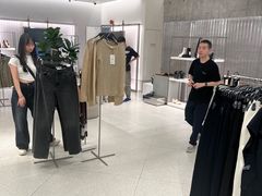 -ZARA(大上海时代广场店)