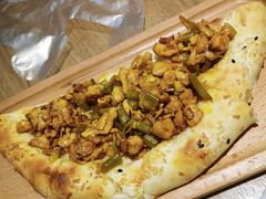 孜然鸡肉馕披萨-壹粉屋新疆炒米粉(建外SOHO东区店)