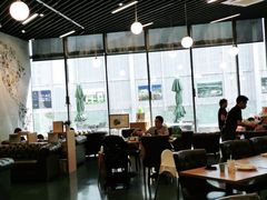 大堂-汽车博物馆主题餐厅