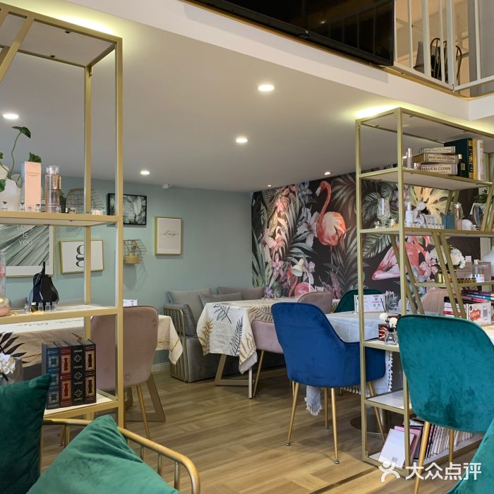 董小姐咖妃·咖啡·简餐.意面(松江大学城店)大堂图片