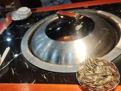 -袁小二大东北铁锅炖(吉祥村总部)