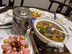 -洈水谣 · 地道荆州松滋菜(菱角湖公园店)