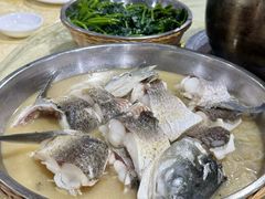 -红旗山庄(圭峰山店)