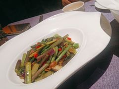 -荷栖小院·品质江西菜(红谷滩店)