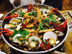 -老东镇啤酒屋海鲜加工·蒸汽海鲜·海鲜烧烤(台东店)