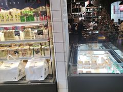 -黑草莓(重庆路店)