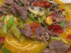 -粉小主·贵州酸汤牛肉粉(南京仙林金鹰店)