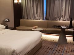 -上海龙之梦万丽酒店