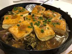 铁板酸菜煎酿豆腐-渔旺喜宴(银座店)