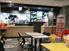 大堂-麦当劳(金州新玛特购物广场店)