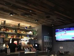 -TRIPLE 8 China Bar & Grill