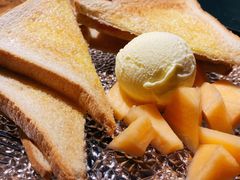 冰淇淋吐司-YAFEE雅菲·粤菜·湘菜·融合菜(魏公村店)