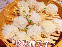 -小凤庭·地道湖北菜武昌鱼·藕汤(38年黄鹤楼店)