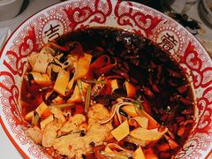 -江渔儿酸菜鱼(万科东荟城店)