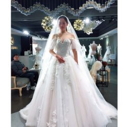 -艾米丽婚纱礼服