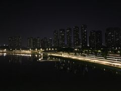 -南京眼步行桥