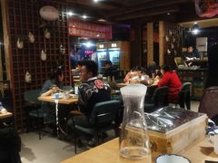大堂-喝丢一只鞋海鲜烧烤·海肠捞饭(东关街店)