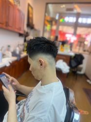 -尤司男士国潮理发馆
