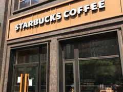 门面-星巴克(昆山花桥商务城店)