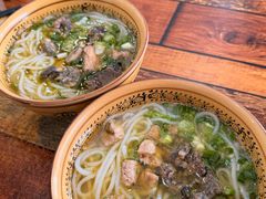 -正宗李家土鸡米线店