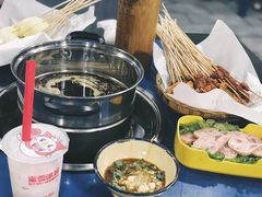 -马路边边·成都串串(翠柏路店)