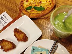 -乐凯撒披萨(东方新世界店)