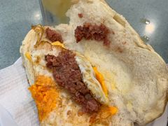 招牌咸牛肉芝士猪仔包-华嫂冰室(尖沙咀店)