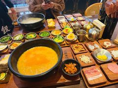-银米·云南传统过桥米线(双廊黑金冠店)